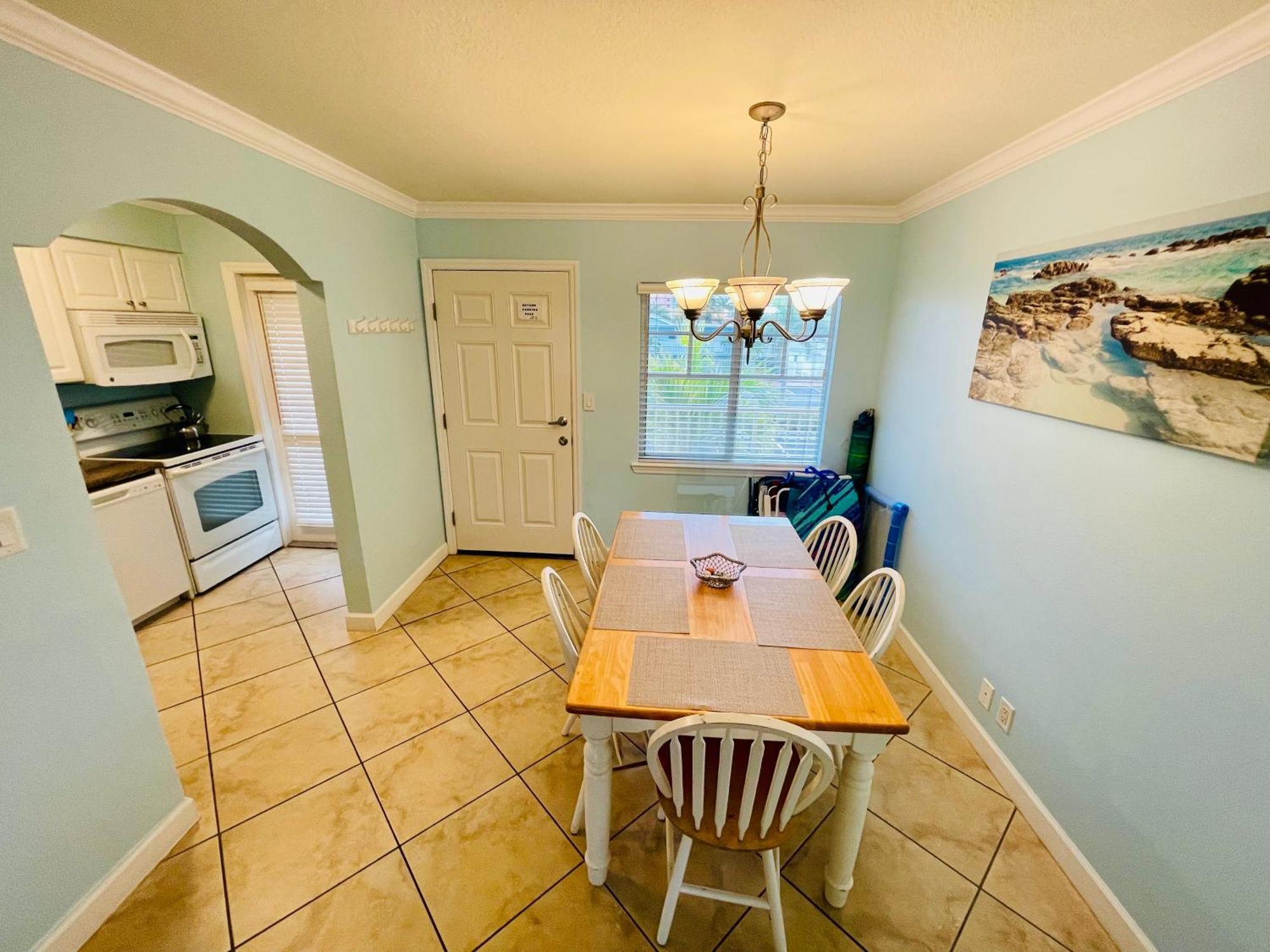 Gulf Coast Gem Private Condo - 2Bed, 1Bath, Sleeps 6, Across The Street From Beach & Gulf, Game Room, Pool Clearwater Beach Ngoại thất bức ảnh