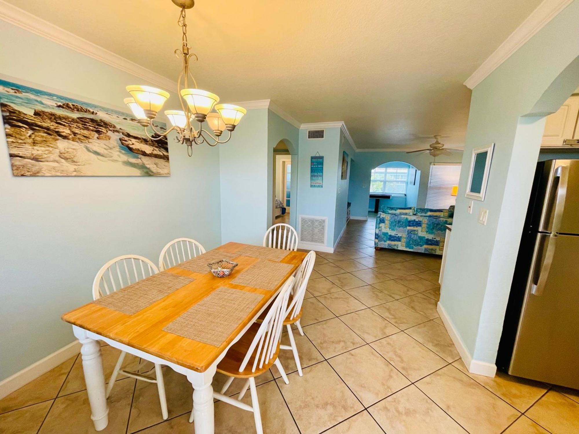 Gulf Coast Gem Private Condo - 2Bed, 1Bath, Sleeps 6, Across The Street From Beach & Gulf, Game Room, Pool Clearwater Beach Ngoại thất bức ảnh